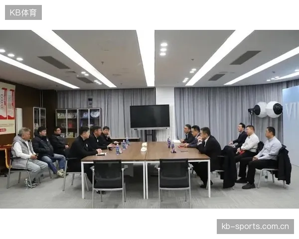 大连英博后场组织面对高压考验